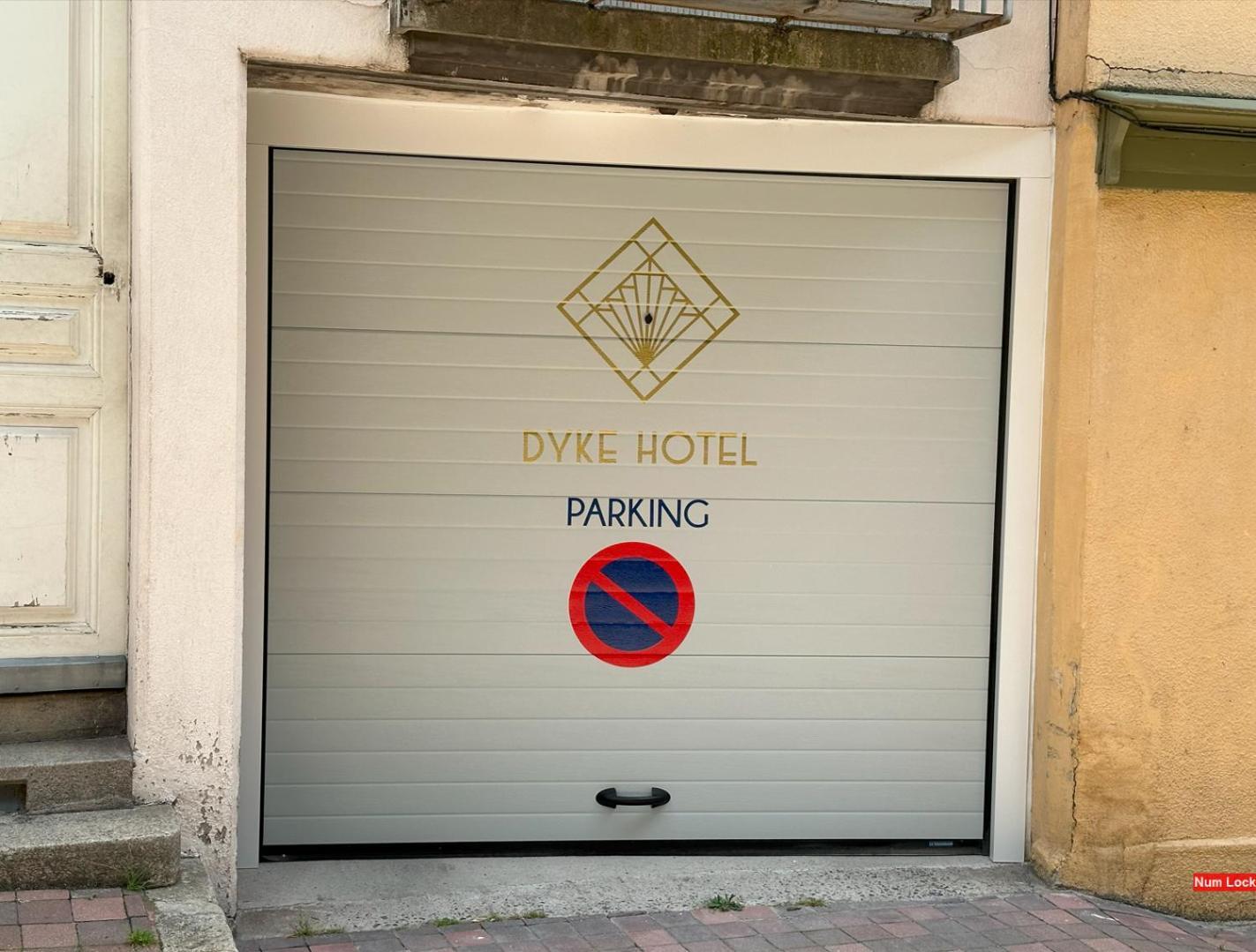 ディーキ ホテル Le Puy-en-Velay エクステリア 写真